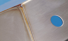 Piesă din tablă îndoită cu colț sudat